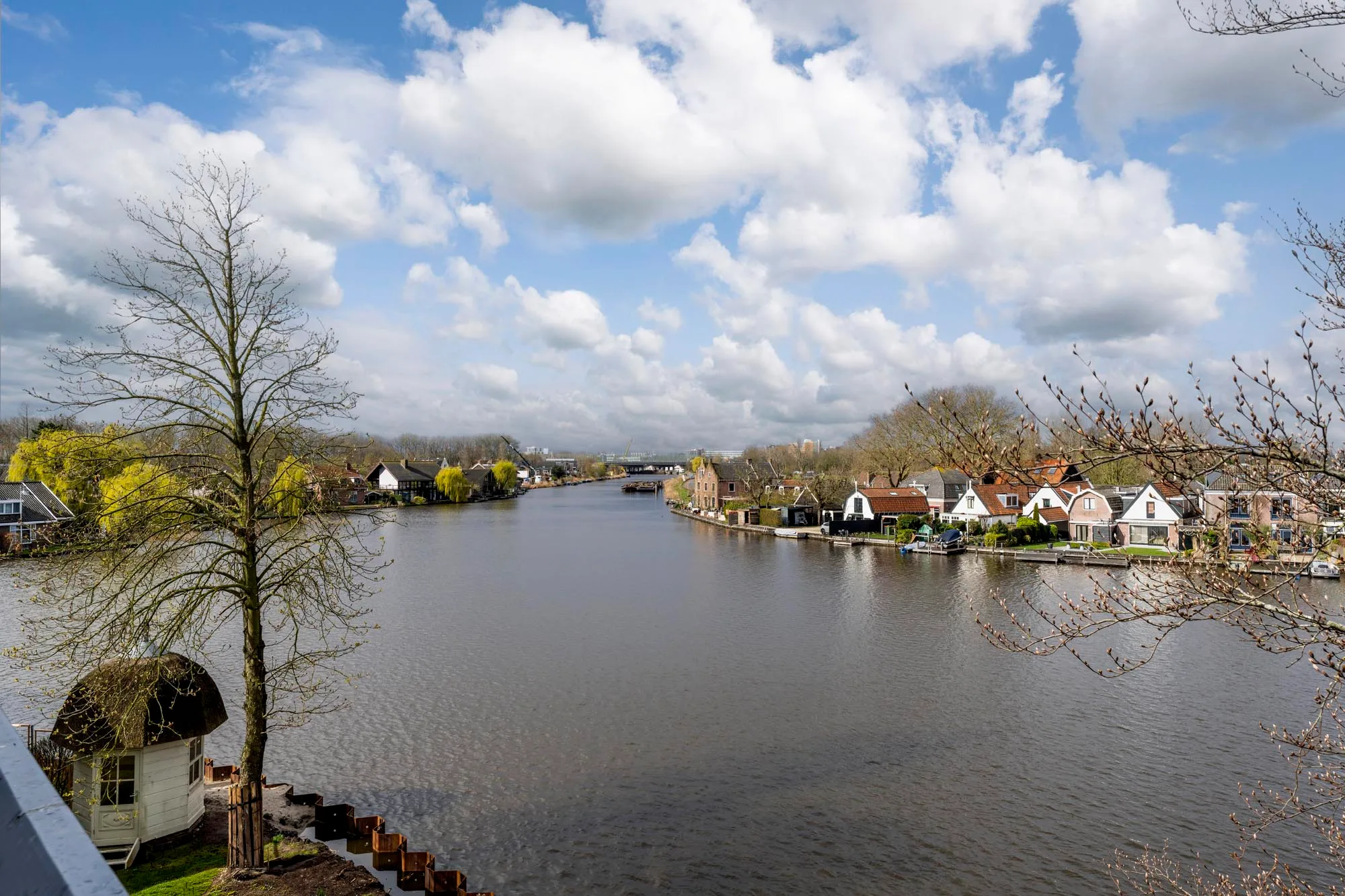 Uitzicht vanuit de Pastorie over de Amstel